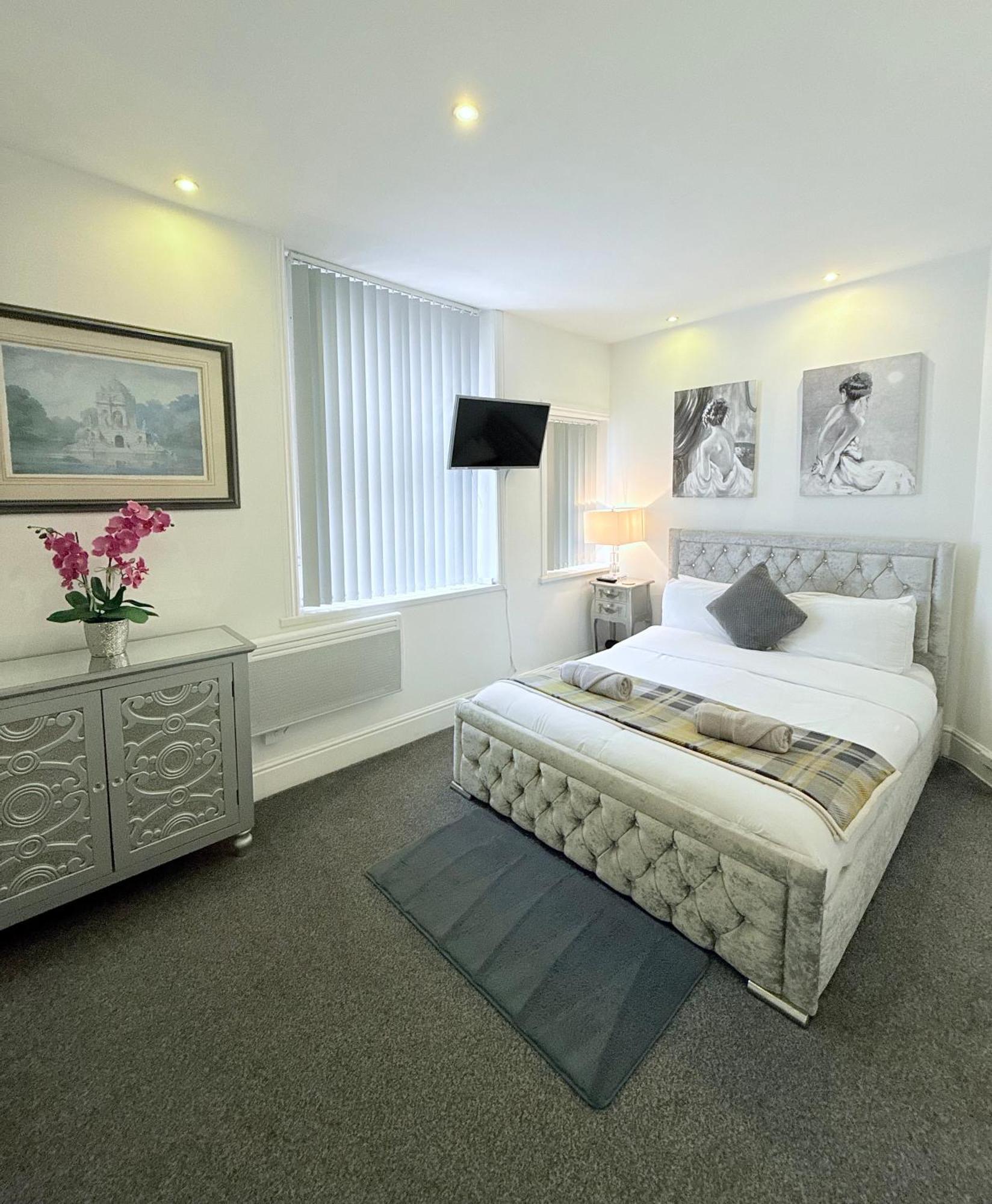 Large Luxury Apartment Blackpool Extérieur photo